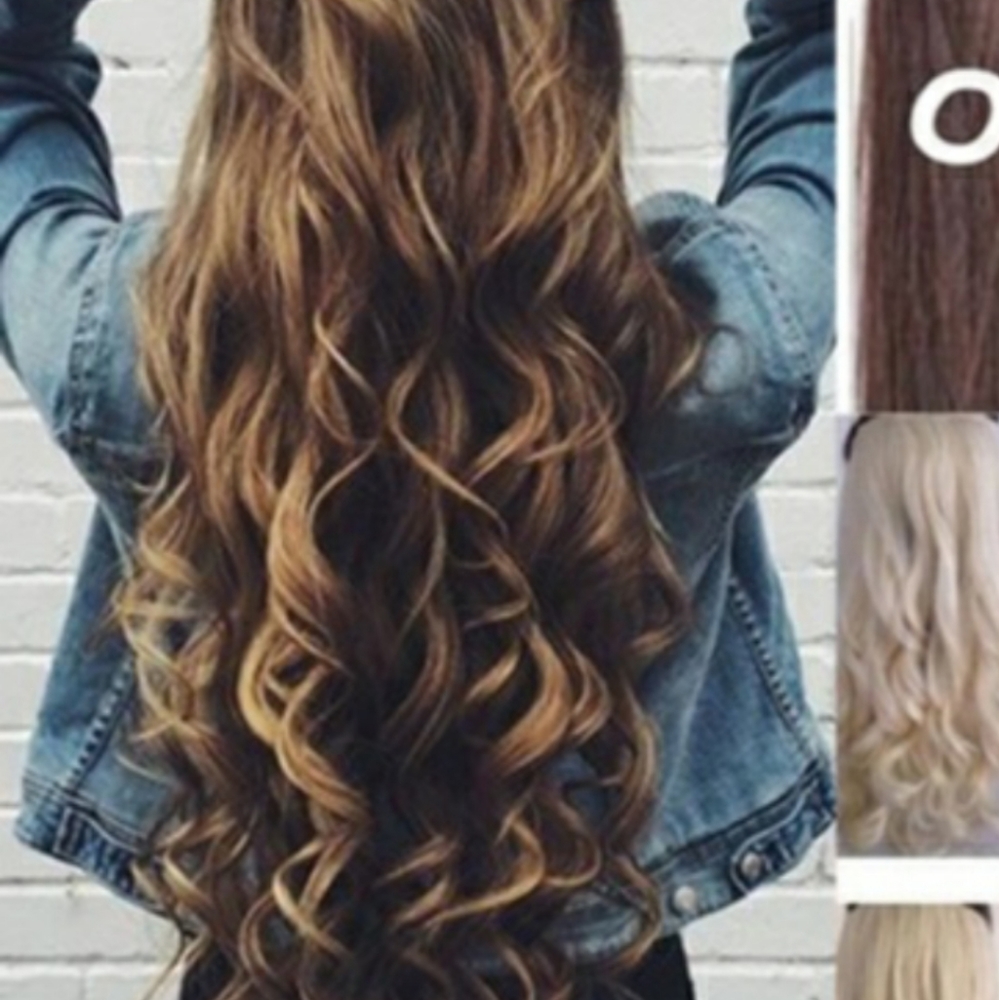 Nwt 24" curly one piece hair extensions